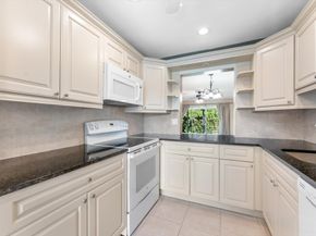 5321 Poppy Place 203, Delray Beach FL 33484