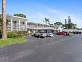 5321 Poppy Place 203, Delray Beach FL 33484