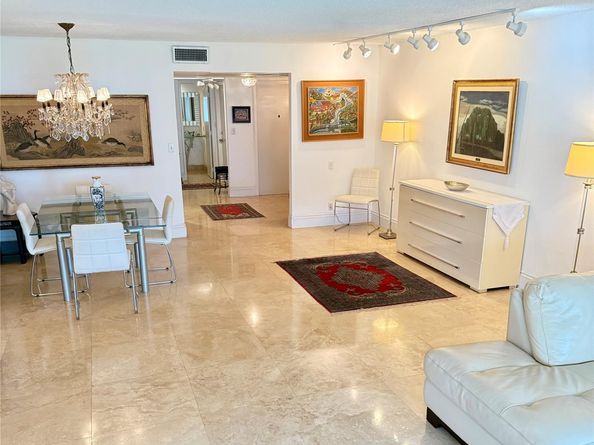 3010 N Course Dr 106, Pompano Beach FL 33069