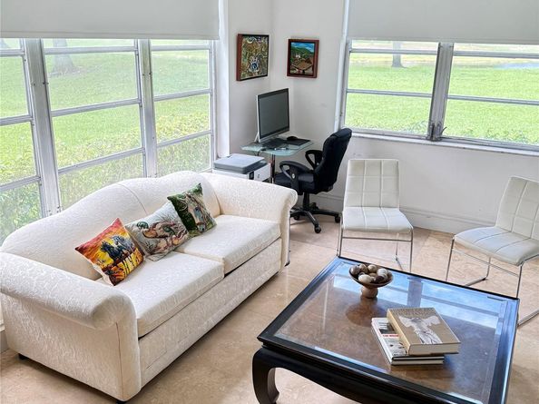 3010 N Course Dr 106, Pompano Beach FL 33069