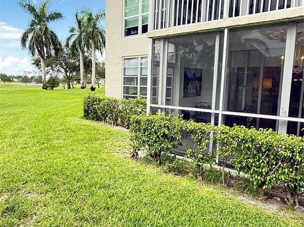 3010 N Course Dr 106, Pompano Beach FL 33069