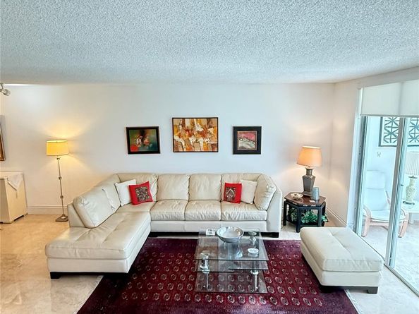 3010 N Course Dr 106, Pompano Beach FL 33069