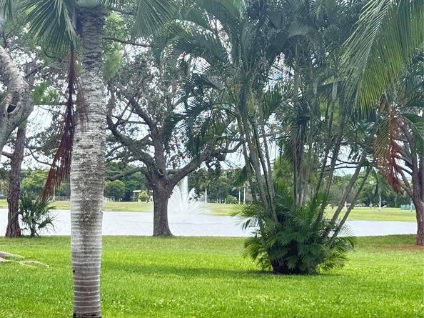 3010 N Course Dr 106, Pompano Beach FL 33069