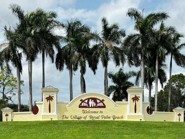 1300 Crestwood Court S 1319, Royal Palm Beach FL 33411