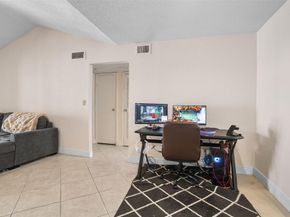 755 Riverside Dr 1335, Coral Springs FL 33071