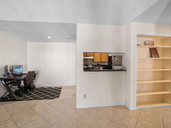 755 Riverside Dr 1335, Coral Springs FL 33071