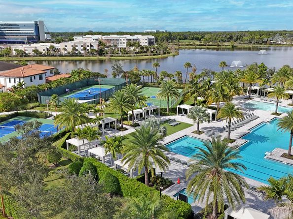 12711 Machiavelli Way, Palm Beach Gardens FL 33418