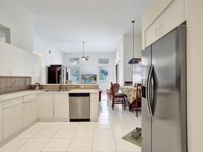 6411 NW 41st St, Coral Springs FL 33067