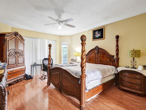 6411 NW 41st St, Coral Springs FL 33067