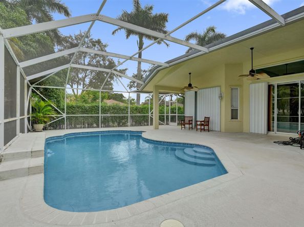 6411 NW 41st St, Coral Springs FL 33067