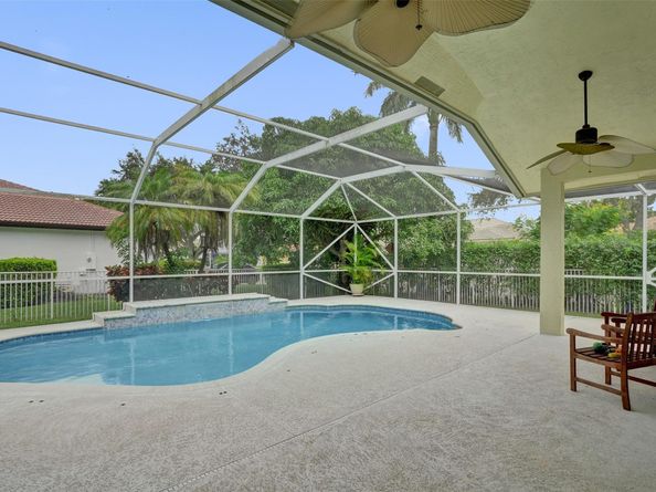 6411 NW 41st St, Coral Springs FL 33067