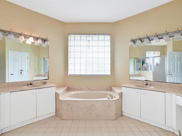 6411 NW 41st St, Coral Springs FL 33067