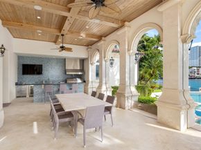 2716 Aqua Vista Blvd, Fort Lauderdale FL 33301