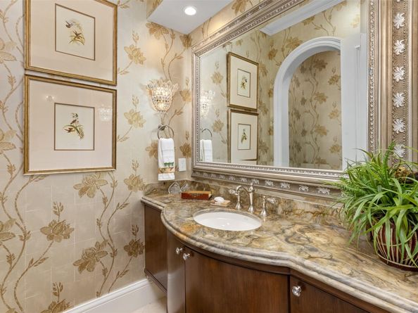 2716 Aqua Vista Blvd, Fort Lauderdale FL 33301