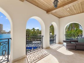 2716 Aqua Vista Blvd, Fort Lauderdale FL 33301