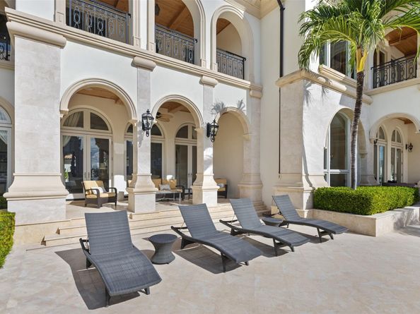 2716 Aqua Vista Blvd, Fort Lauderdale FL 33301