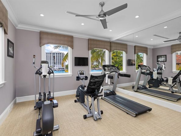 2716 Aqua Vista Blvd, Fort Lauderdale FL 33301