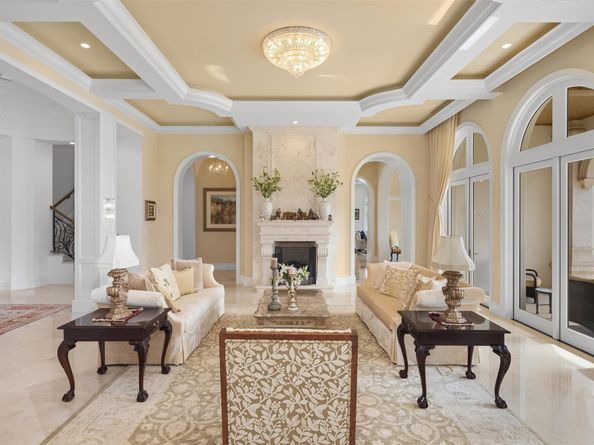 2716 Aqua Vista Blvd, Fort Lauderdale FL 33301