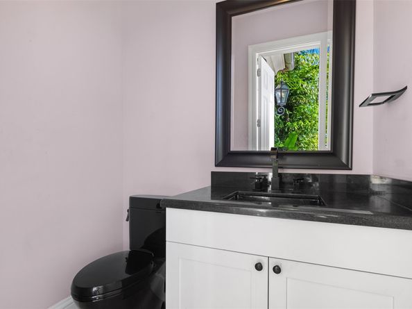 2716 Aqua Vista Blvd, Fort Lauderdale FL 33301