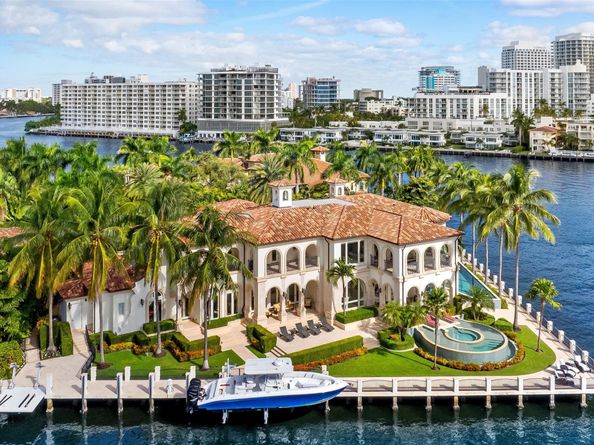 2716 Aqua Vista Blvd, Fort Lauderdale FL 33301