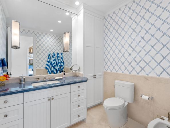 2716 Aqua Vista Blvd, Fort Lauderdale FL 33301