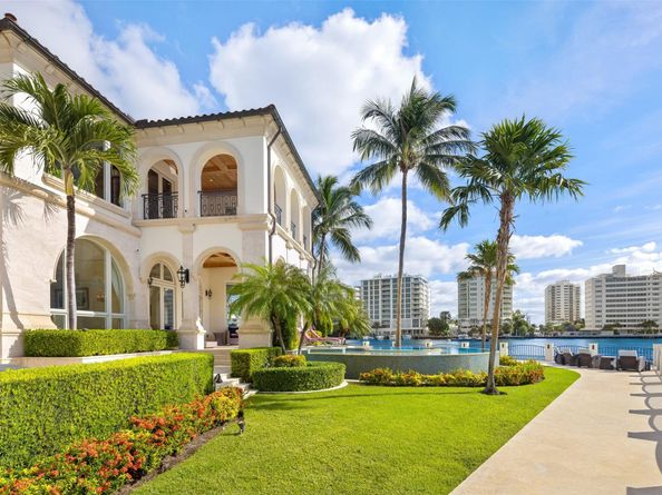 2716 Aqua Vista Blvd, Fort Lauderdale FL 33301