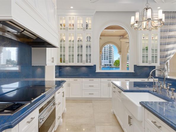 2716 Aqua Vista Blvd, Fort Lauderdale FL 33301