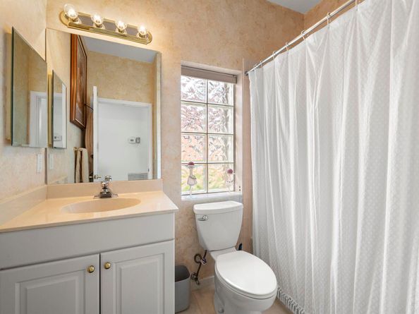 8089 Brindisi Lane, Boynton Beach FL 33472