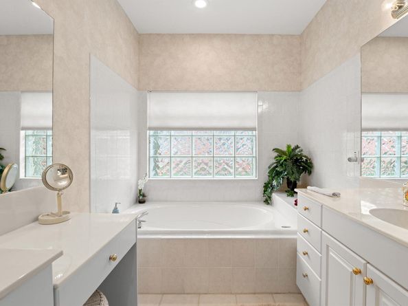 8089 Brindisi Lane, Boynton Beach FL 33472