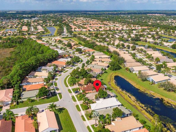 8089 Brindisi Lane, Boynton Beach FL 33472