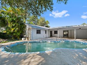 404 Highwood Circle, Jupiter FL 33458
