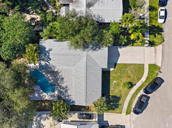 404 Highwood Circle, Jupiter FL 33458