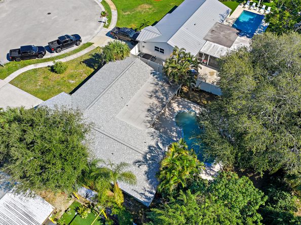 404 Highwood Circle, Jupiter FL 33458