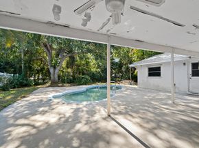 404 Highwood Circle, Jupiter FL 33458