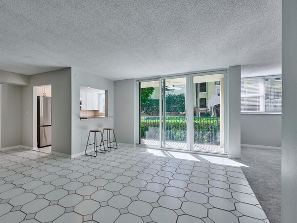 1236 Hillsboro Mile 102, Hillsboro Beach FL 33062