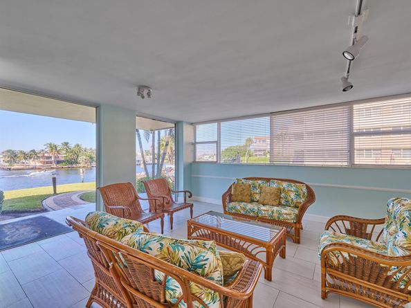 1236 Hillsboro Mile 102, Hillsboro Beach FL 33062