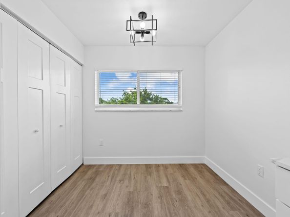 4734 Lucerne Lakes Blvd 303, Lake Worth FL 33467