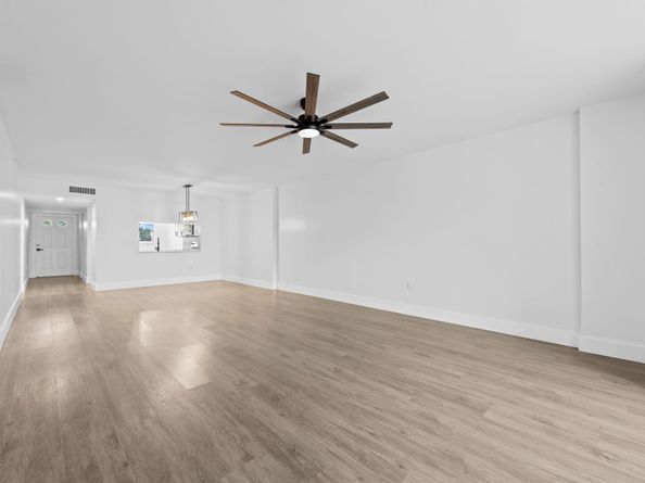 4734 Lucerne Lakes Blvd 303, Lake Worth FL 33467