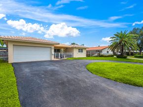 5340 NE 17th Ave, Fort Lauderdale FL 33334