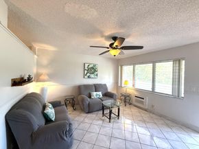 900 SW 10th Ter 21S, Hallandale Beach FL 33009