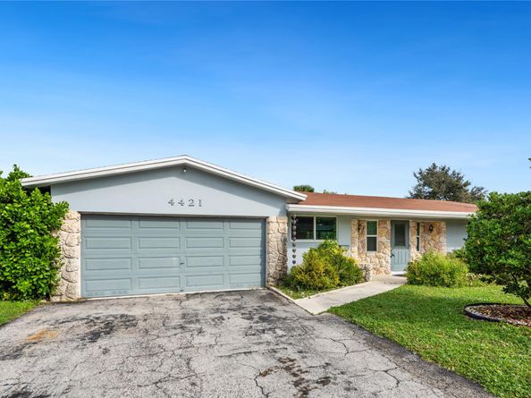4421 NW 7 Street, Coconut Creek FL 33066