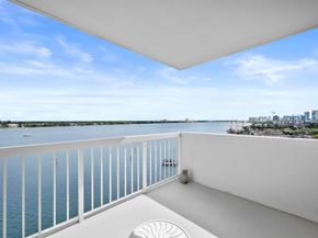 2600 N Flagler Drive 1007, West Palm Beach FL 33407