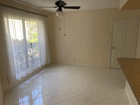 22 Balfour Road W, Palm Beach Gardens FL 33418
