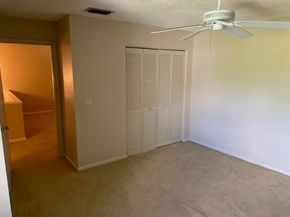 22 Balfour Road W, Palm Beach Gardens FL 33418