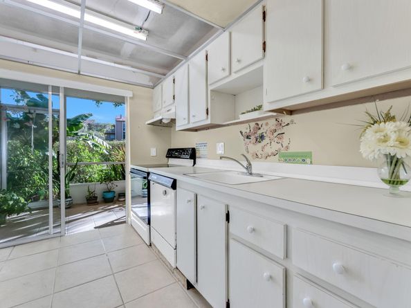 331 NW 76th Ave 104, Margate FL 33063