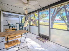 7652 S Pinewalk Drive S 139, Margate FL 33063