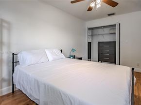 7652 S Pinewalk Drive S 139, Margate FL 33063