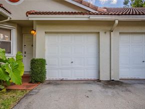 7652 S Pinewalk Drive S 139, Margate FL 33063