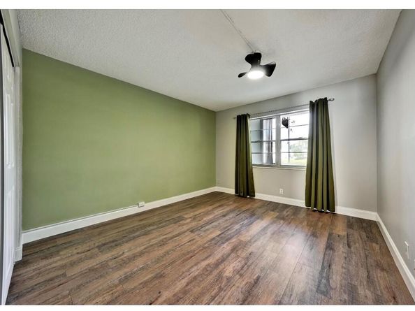 209 Northampton K K, West Palm Beach FL 33417