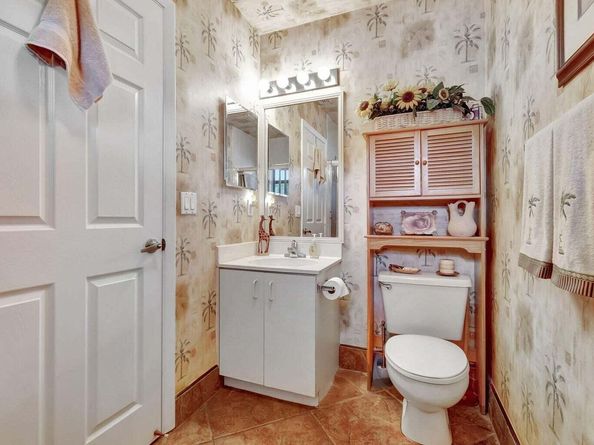 8300 Waterline Drive 201, Boynton Beach FL 33472